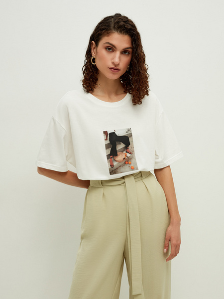 

Футболка женская ZARINA 2265571471 белая XL, 2265571471