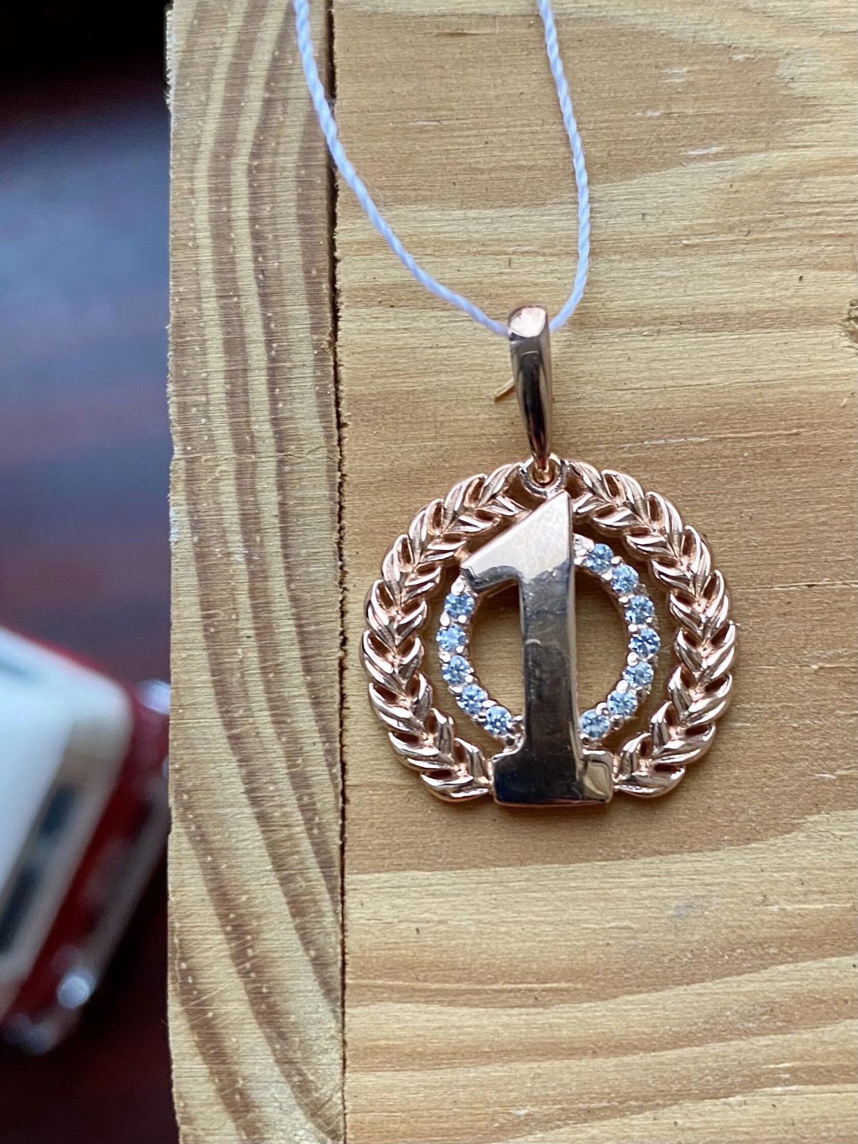 

Подвеска из серебра Mood&Spur MS Jewellery Медаль, фианит, Медаль