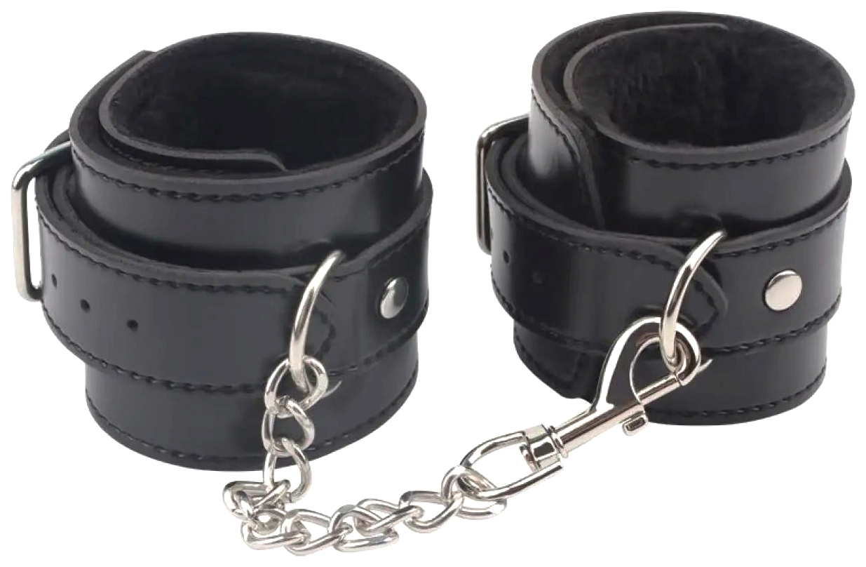 фото Черные оковы на ноги obey me leather ankle cuffs chisa novelties