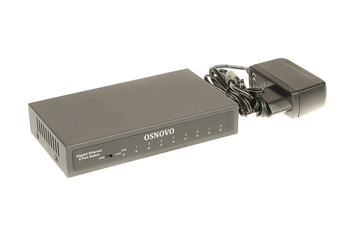 

Коммутатор OSNOVO SW-70800 SW-70800 черный, SW-70800
