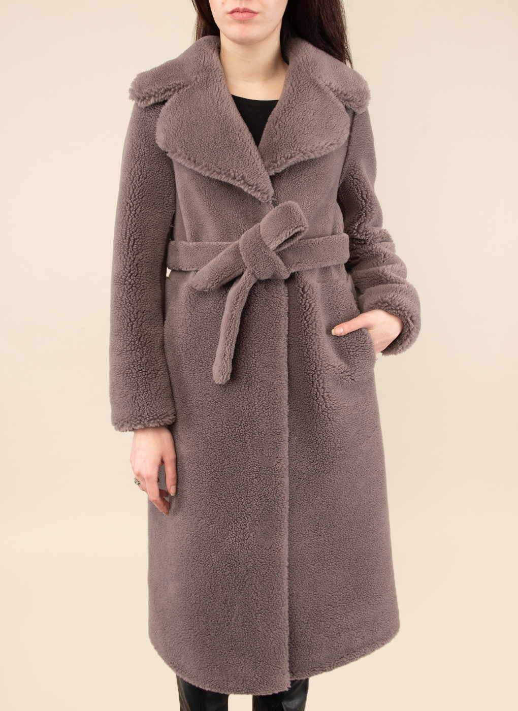 

Шуба женская Каляев 157507 фиолетовая 42, 157507