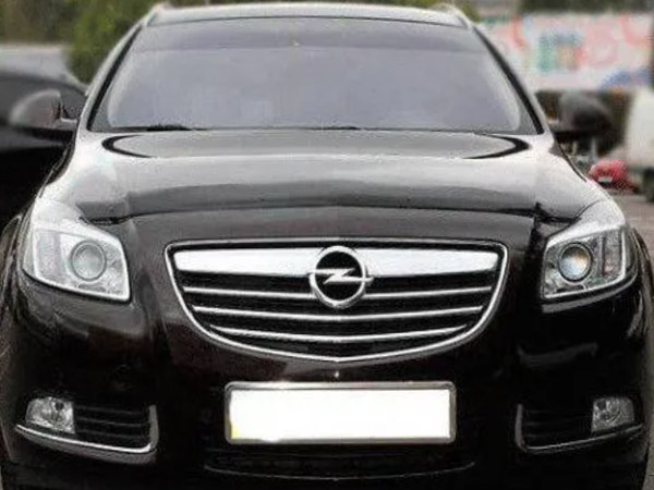 

Дефлектор капота черный для Opel Insignia (2008-2020)