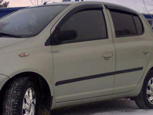 

Дефлекторы боковых окон для Toyota Yaris (1999-2005), Vitz (1998-2005)