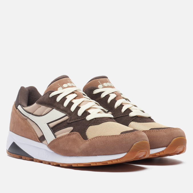 

Мужские кроссовки Diadora N.902 коричневый, размер 44 EU, N.902