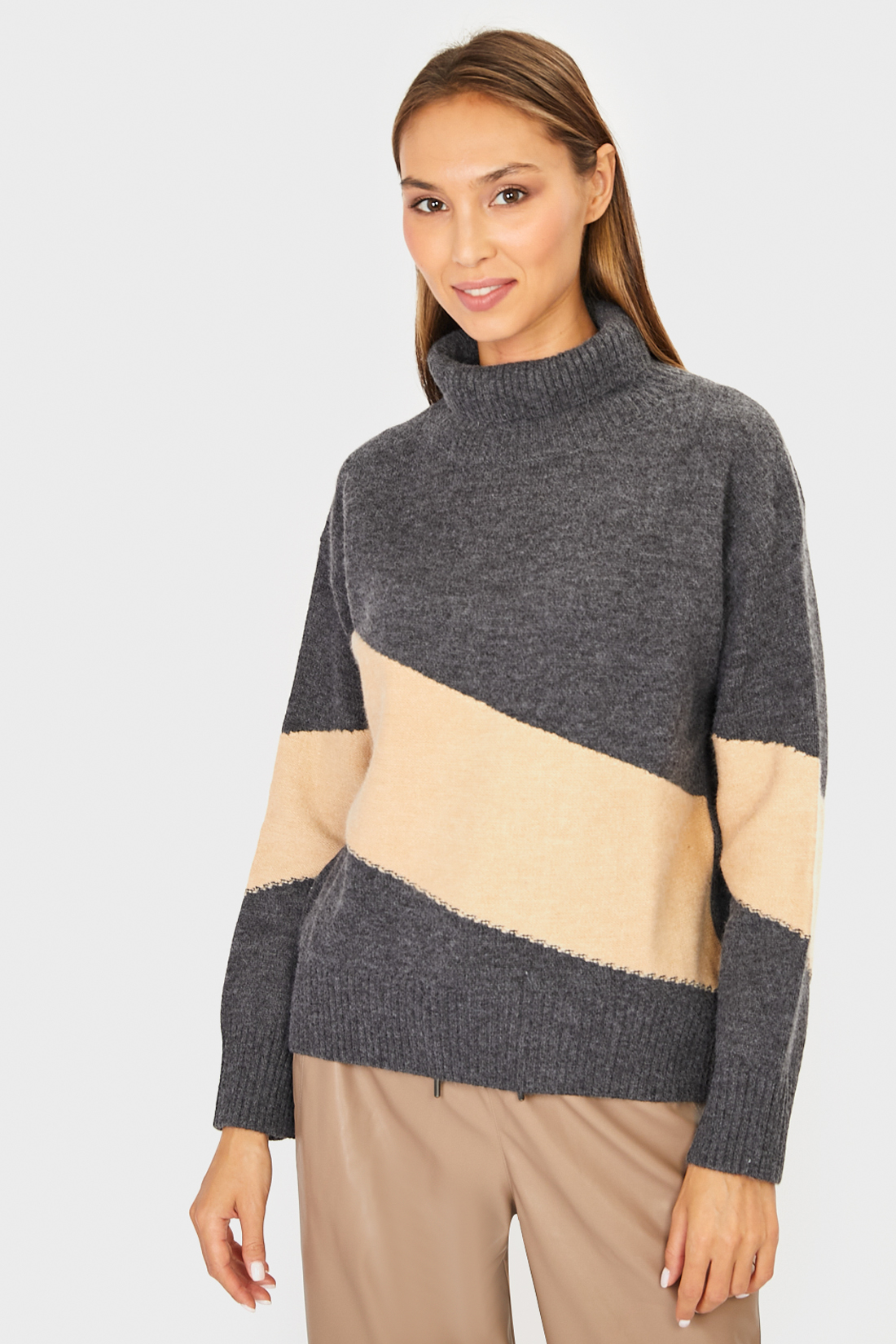 

Свитер женский Baon серый, B131553