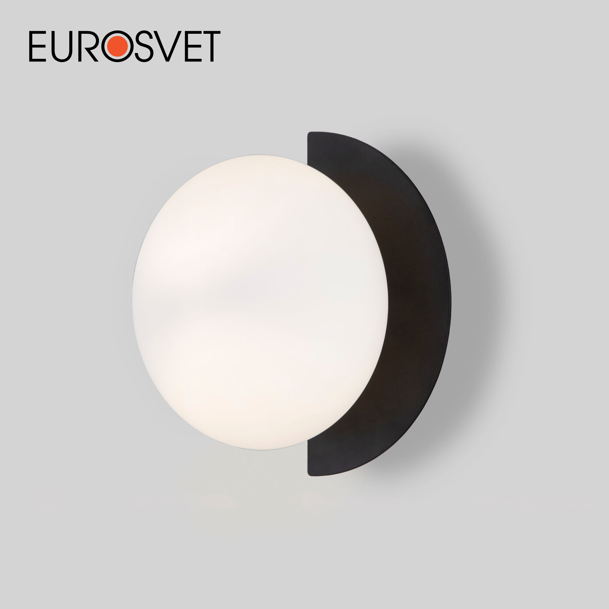 

Настенный светильник Eurosvet Moity 70150/1 черный с белым стеклянным плафоном G9, Moity