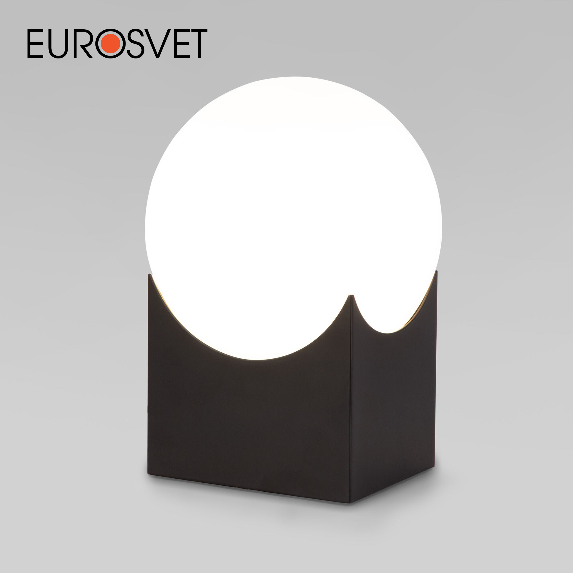 

Настольный светильник Eurosvet Pax 01167/1 черный с белым стеклянным плафоном E14, Pax
