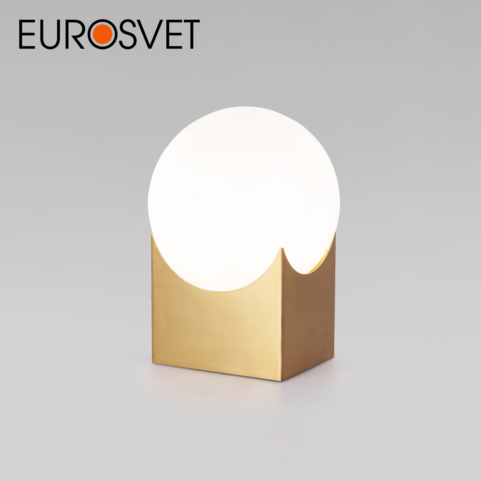 Настольный светильник Eurosvet Pax 01167/1 латунь с белым стеклянным плафоном E14