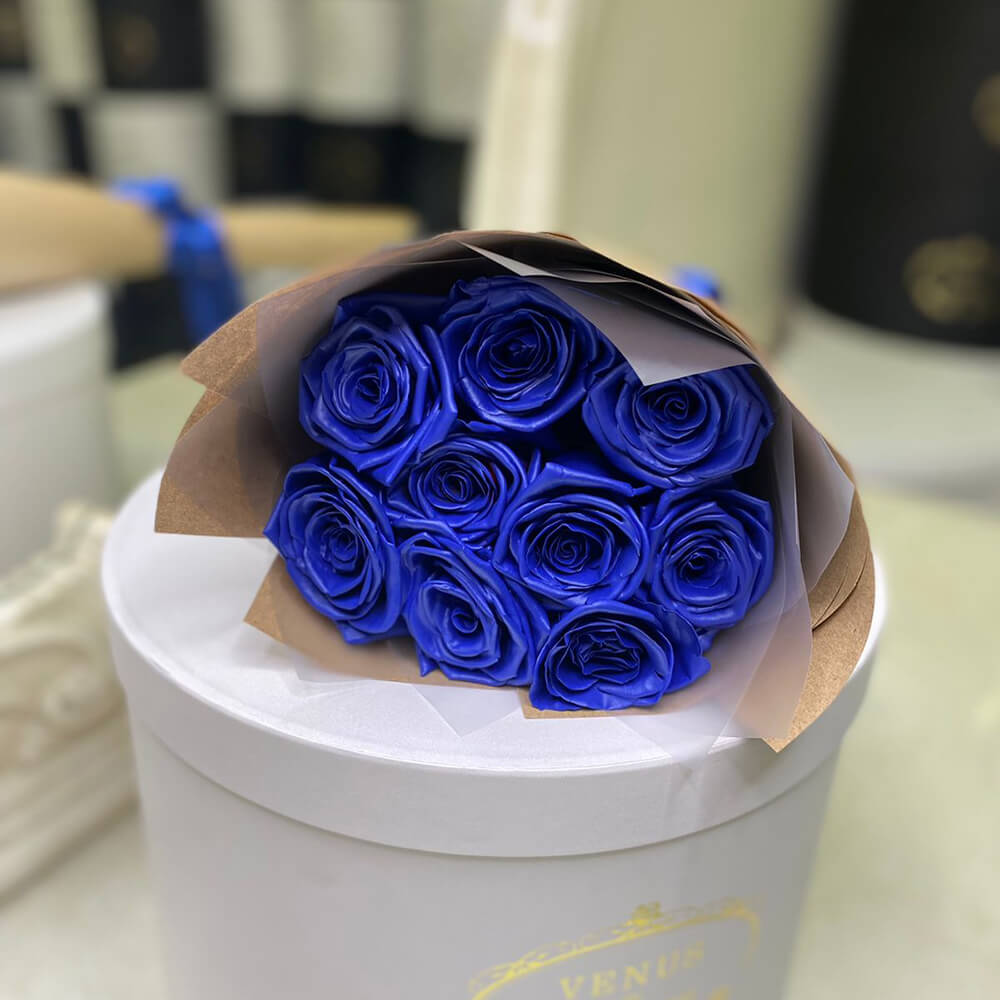 

Монобукеты Venus in Fleurs 9 синих роз в букете 811296, 9 синих роз в букете