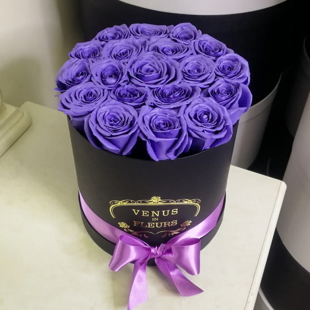 

Цветы в коробке Venus in Fleurs Фиолетовые розы в коробке - 19 шт 809471, Фиолетовые розы в коробке - 19 шт