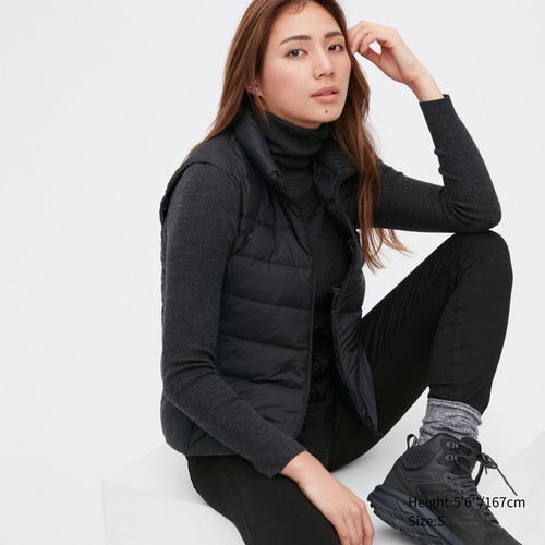 

Утепленный жилет женский UNIQLO 450312COL09 черный XS, 450312COL09