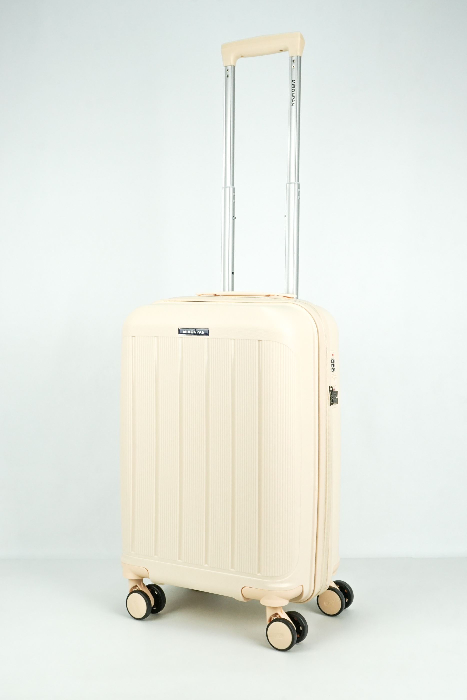 

Чемодан унисекс Mironpan 50005 бежевый, 54x36x23 см, 50005