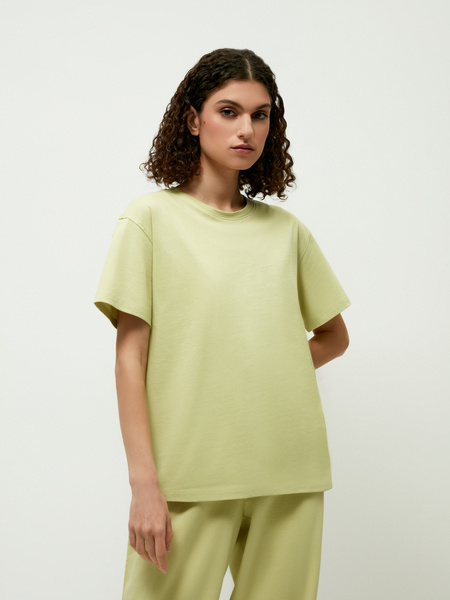 

Футболка женская ZARINA 2266512412 зеленая M, 2266512412