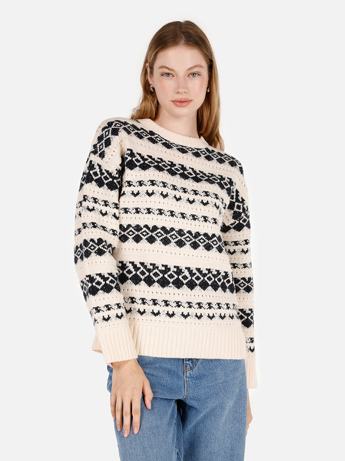 

Джемпер женский Colin's CL1071130 бежевый XS, CL1071130