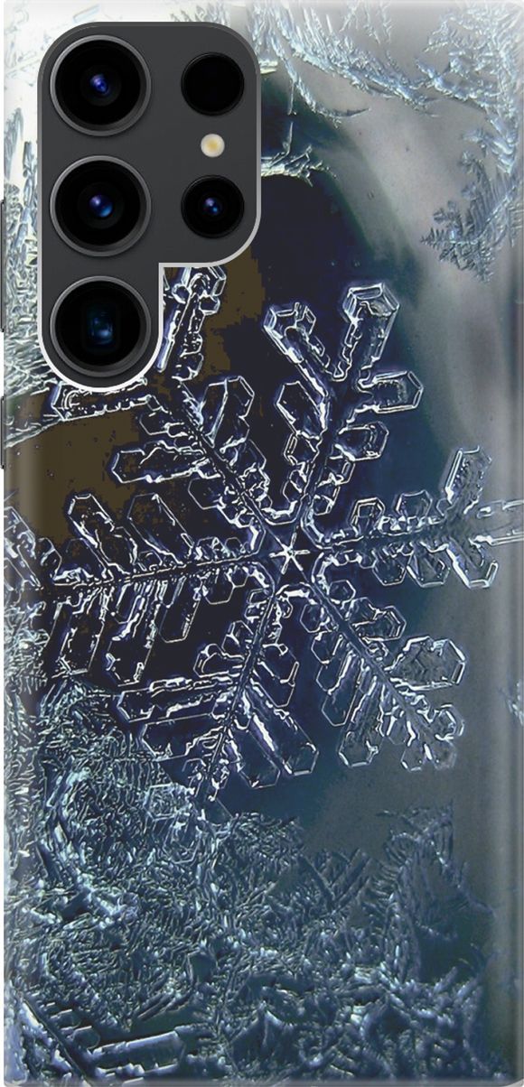 

Чехол на Samsung Galaxy S23 Ultra "Макро снежинка", Синий;черный, 158333