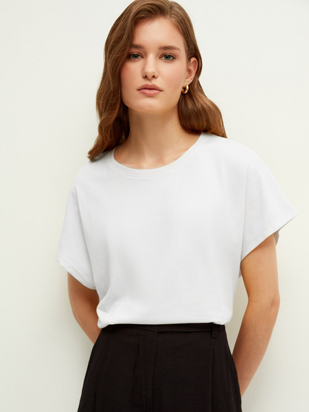 

Футболка женская ZARINA 2265507407 белая M, 2265507407