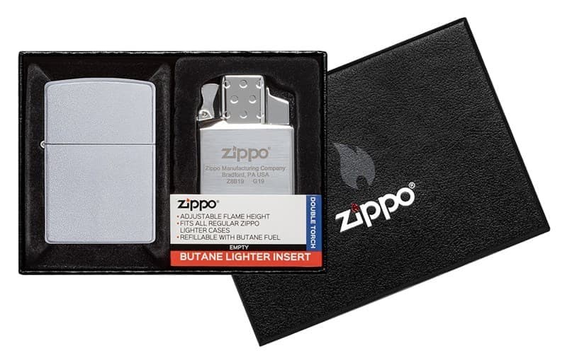 

Набор ZIPPO: зажигалка 205 Satin Chrome и газовый вставной блок с двойным пламенем, Серебристый, 205