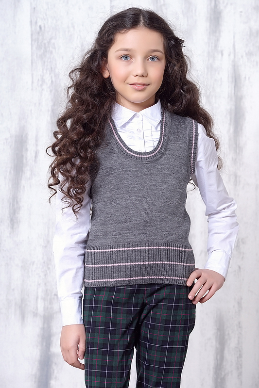 

Жилет для девочек 730 VAY серый р.36, 730д