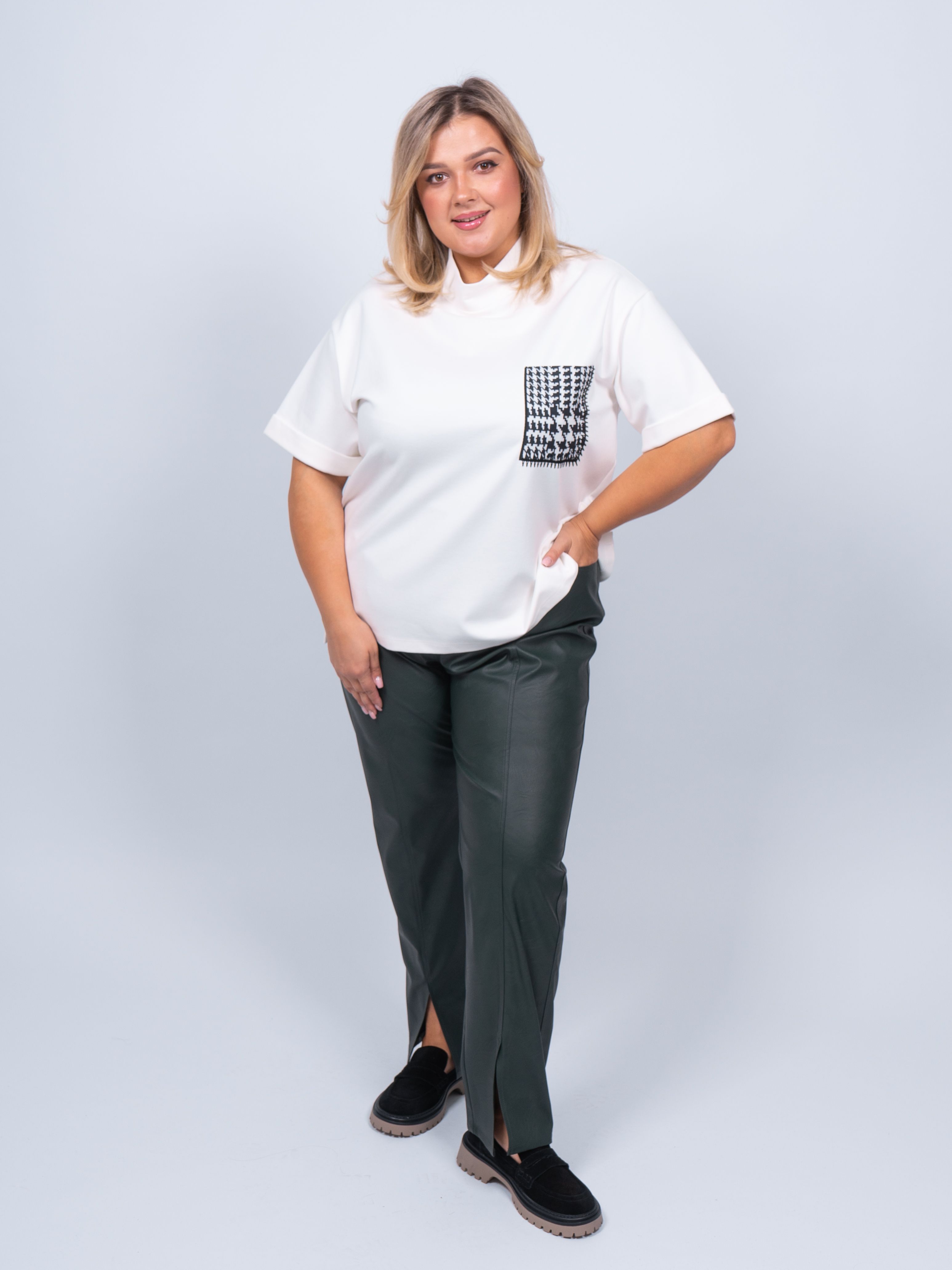 

Брюки женские 365 clothes 85353.00 зеленые 58 RU, Зеленый, 85353.00