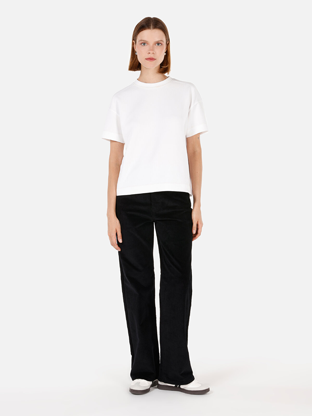 

Джинсы женские Colin's CL1070176 черные 38, Черный, CL1070176