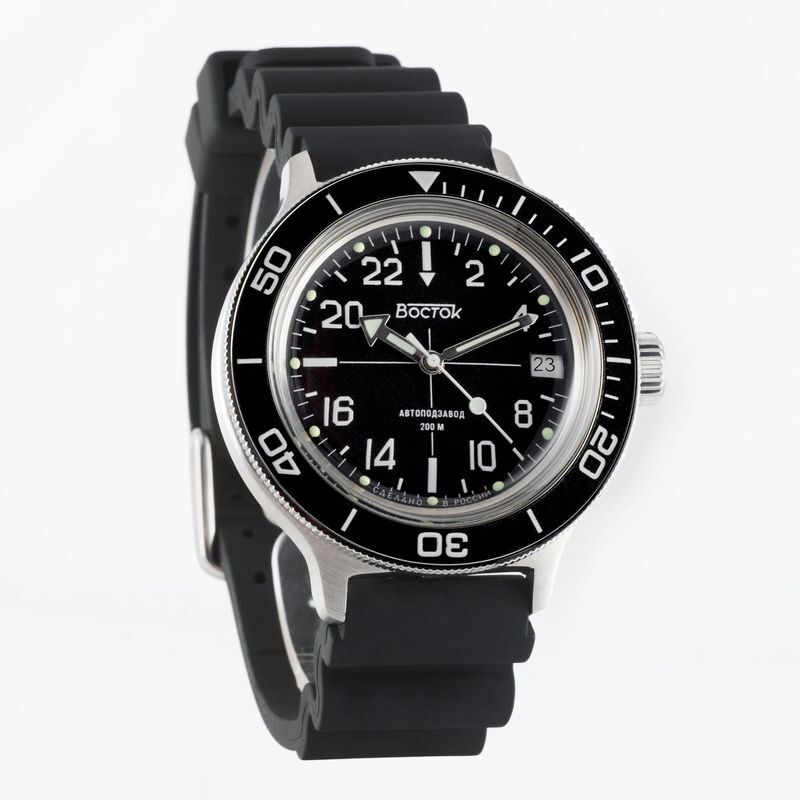 Наручные часы мужские Восток 720076_resin_120 черные