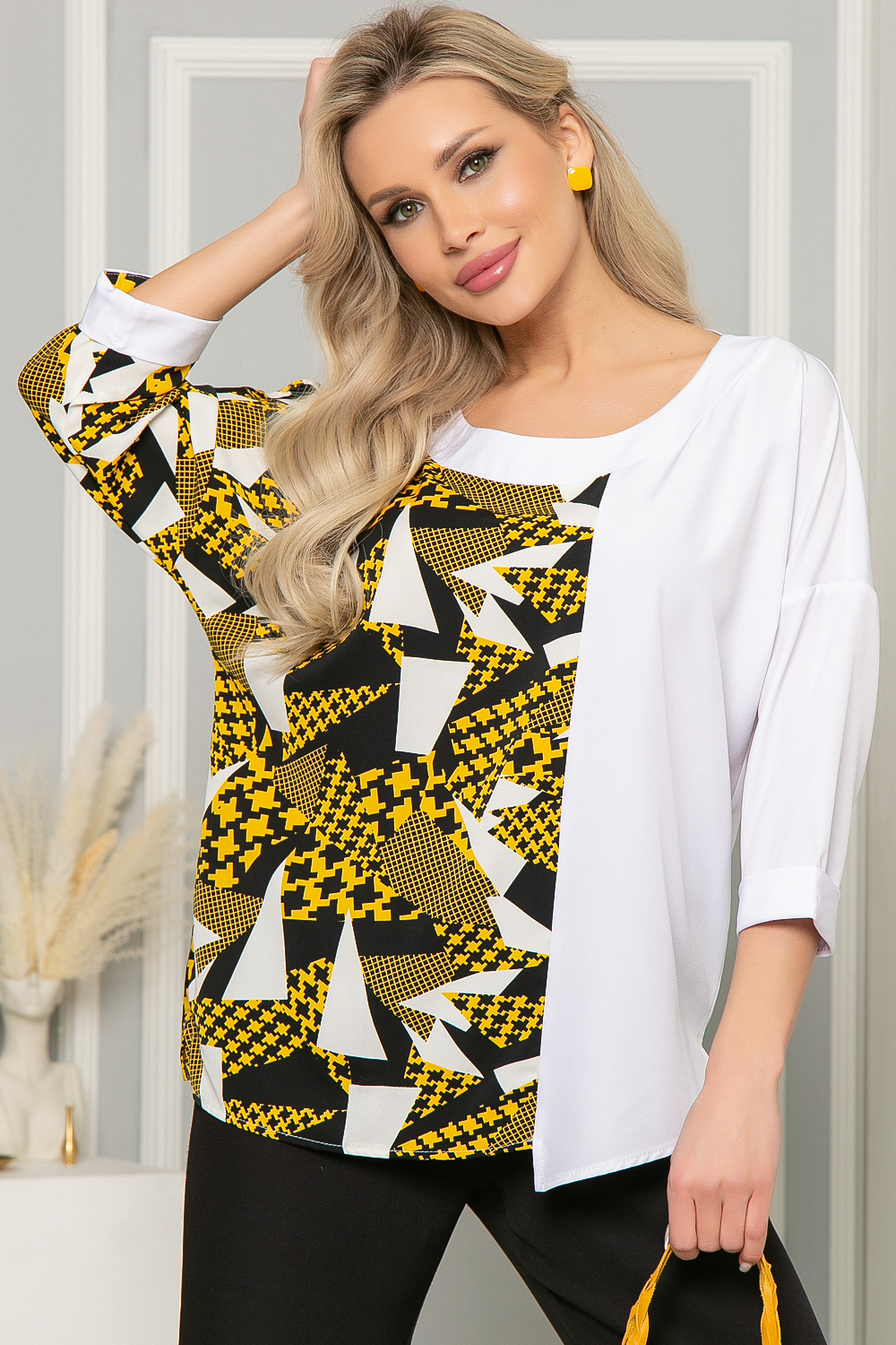 

Блуза женская LT Collection Тайна линии разноцветная 46 RU, Разноцветный, Тайна линии
