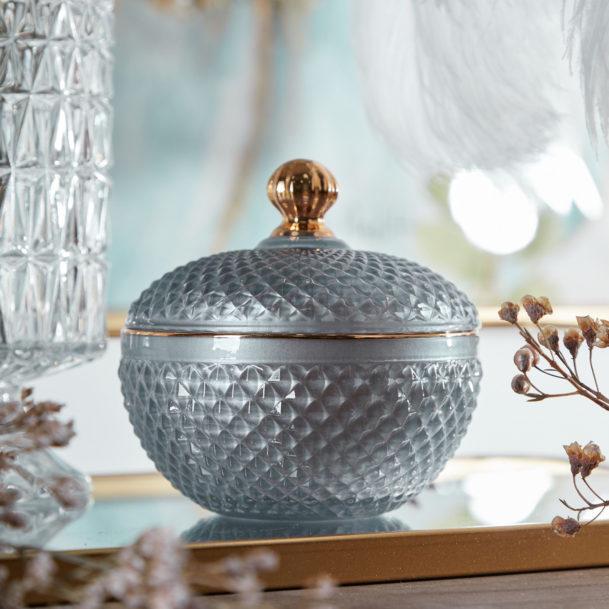 

Конфетница с крышкой Glasar 69-005 12х12х12см