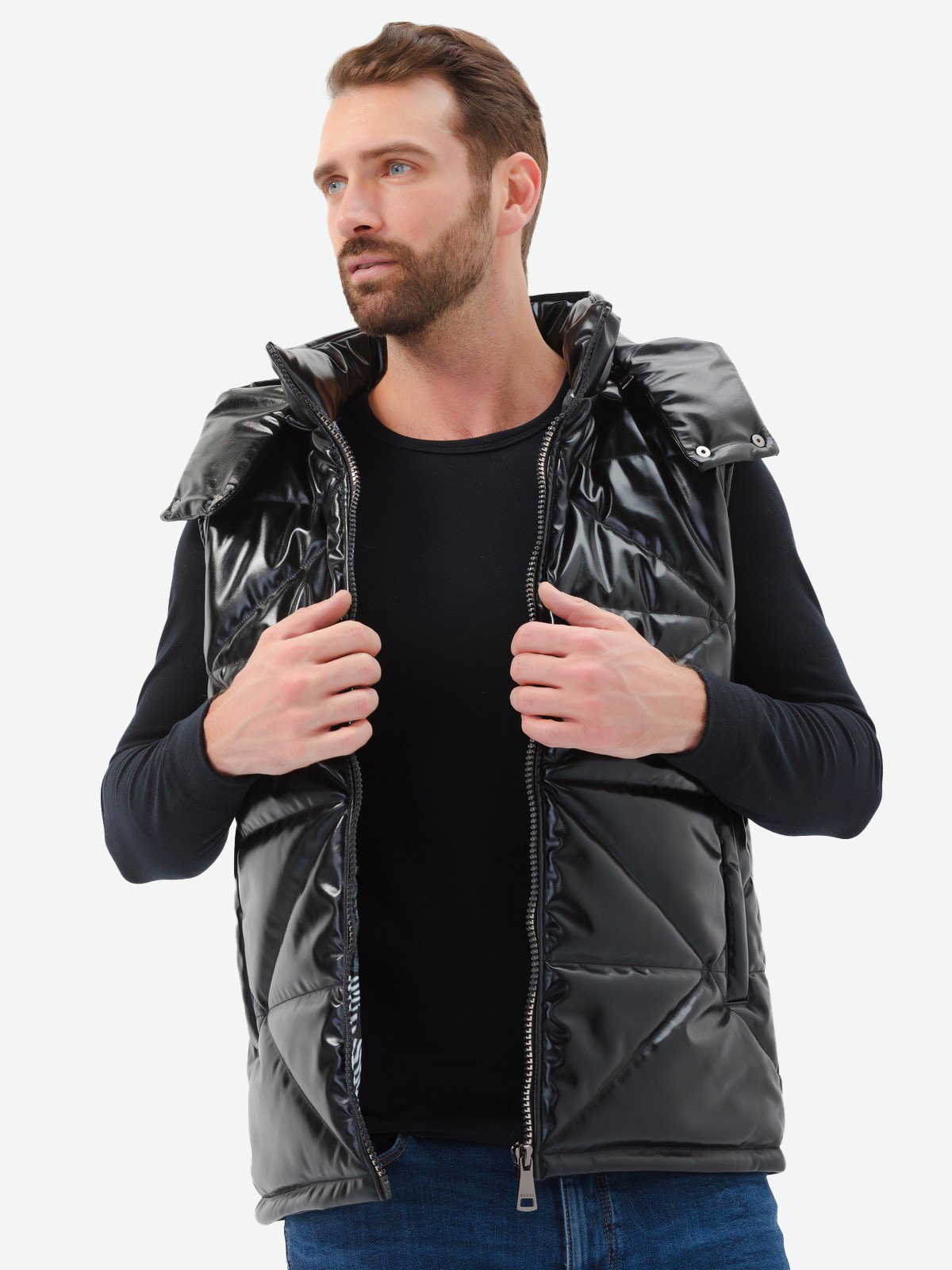 

Утепленный жилет мужской RUGGI Crystal черный 48 RU, Crystal