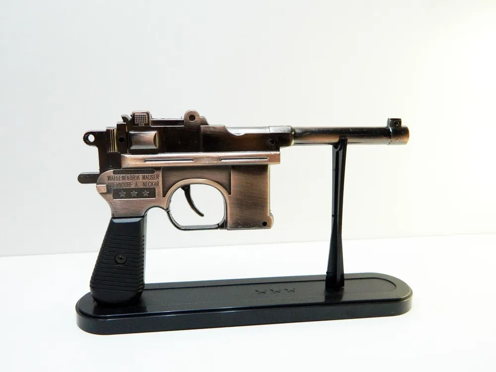 

Пистолет зажигалка - Mauser C96, Бежевый;черный, c96lghtr