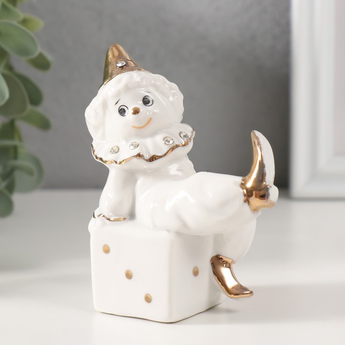 

Сувенир керамика Клоун на игральном кубике белый с золотом 4,4х7х9,5см 10123464, Золотистый