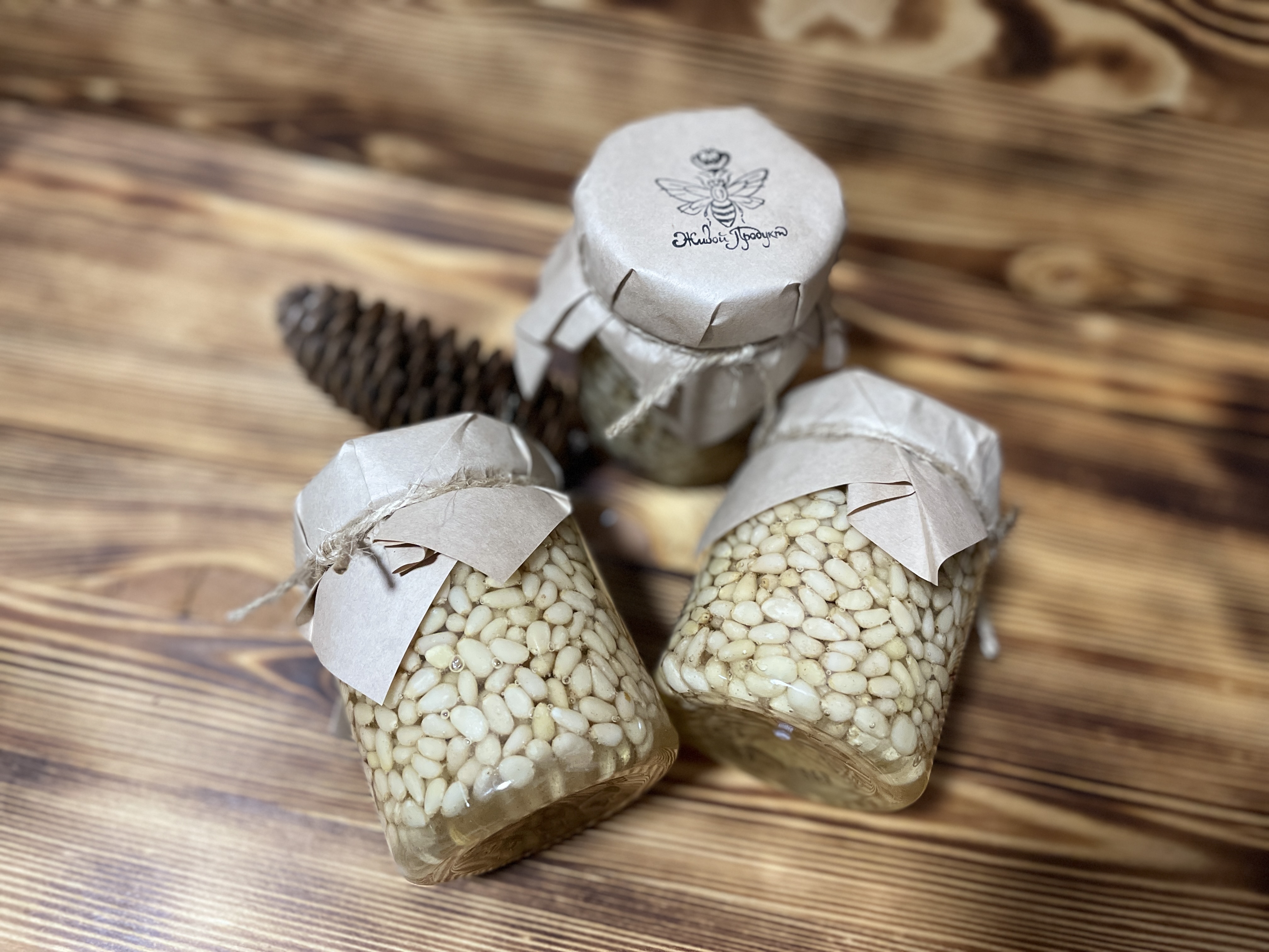 

Медово-ореховый микс Живой продукт Золото Тайги, 330 г