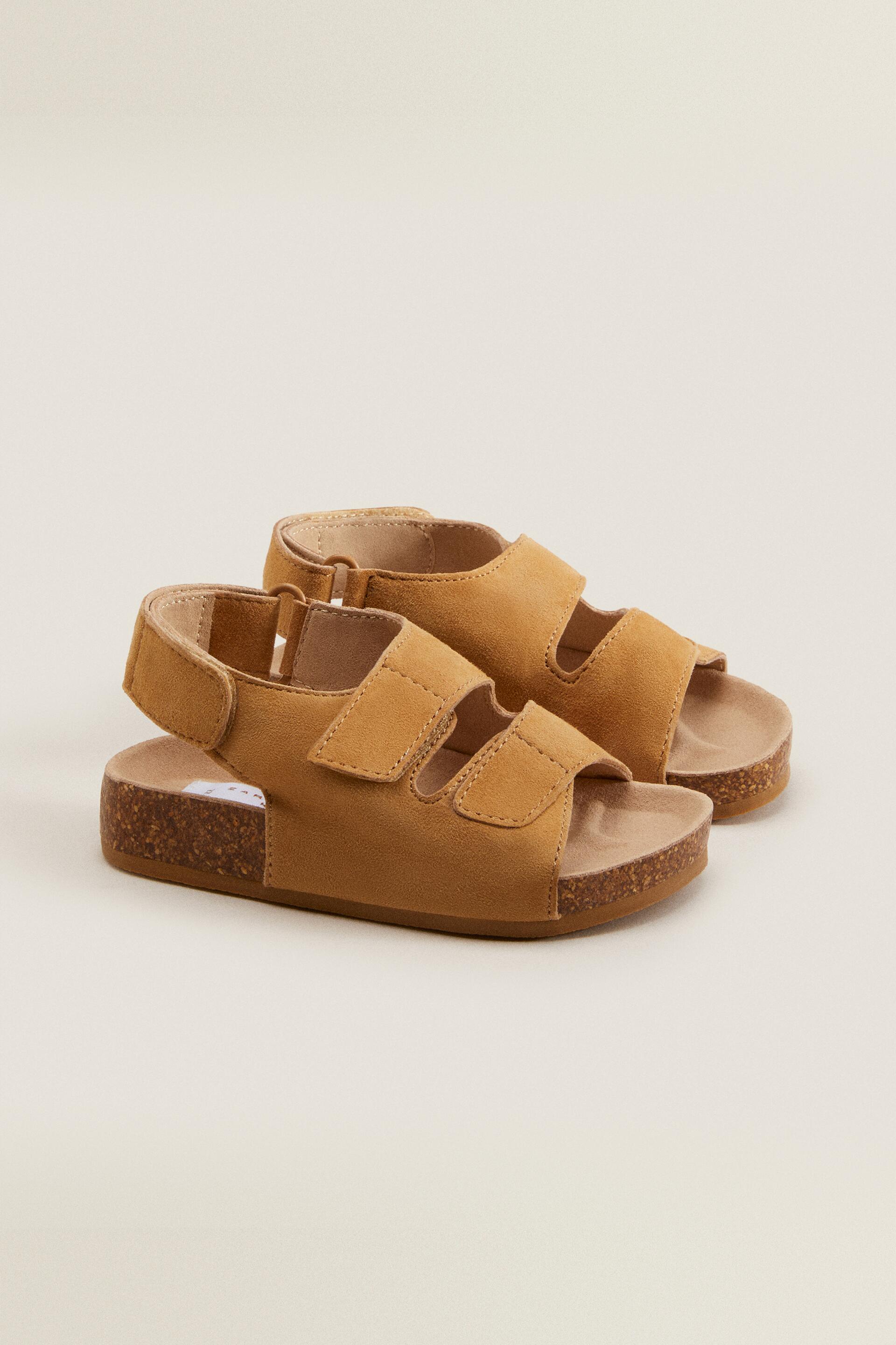 

Сандалии ZARA 1333690010024, коричневый, 24 (доставка из-за рубежа), 13336900100