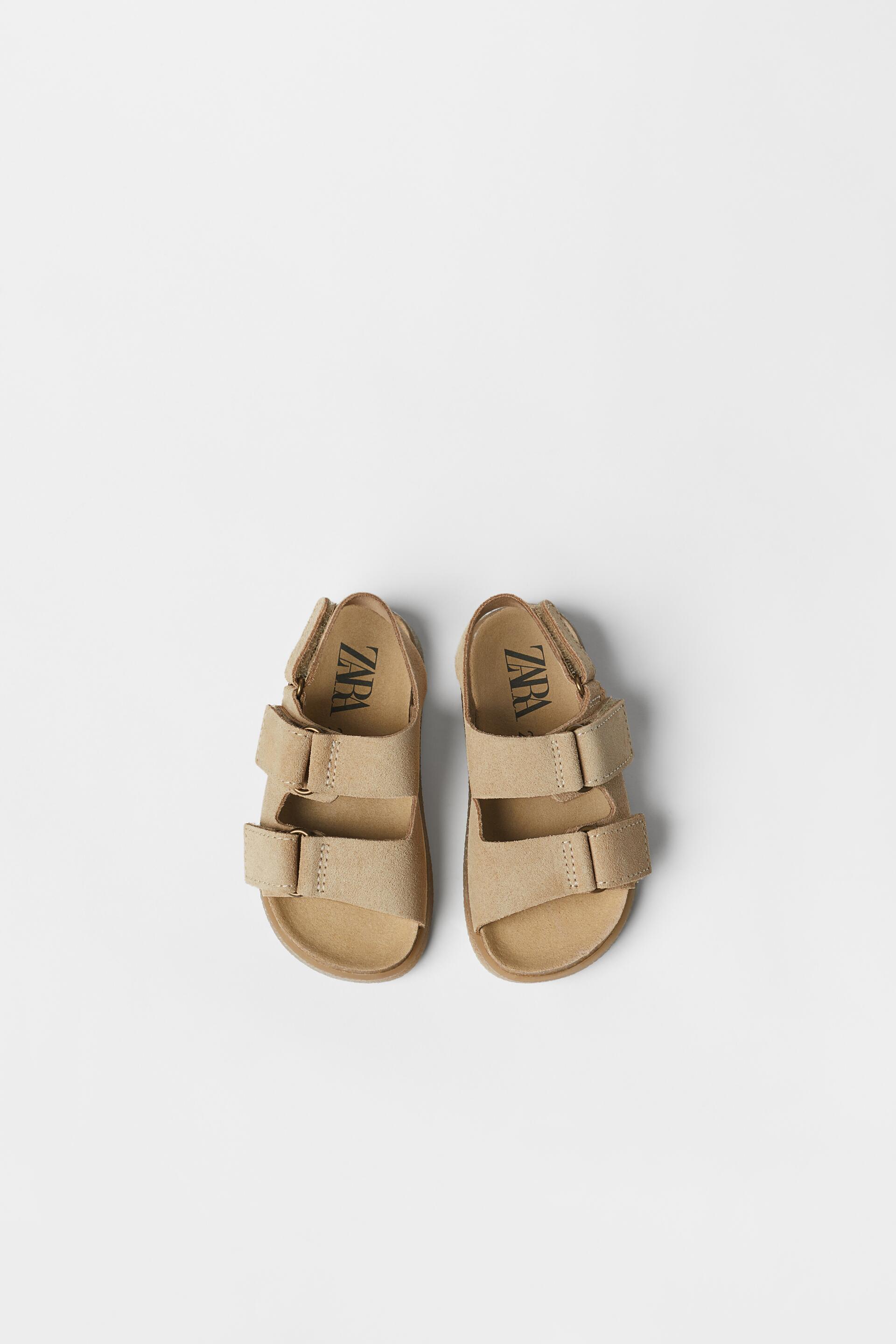 

Сандалии ZARA 1863993010721, песочно-коричневый, 21 (доставка из-за рубежа), 18639930107