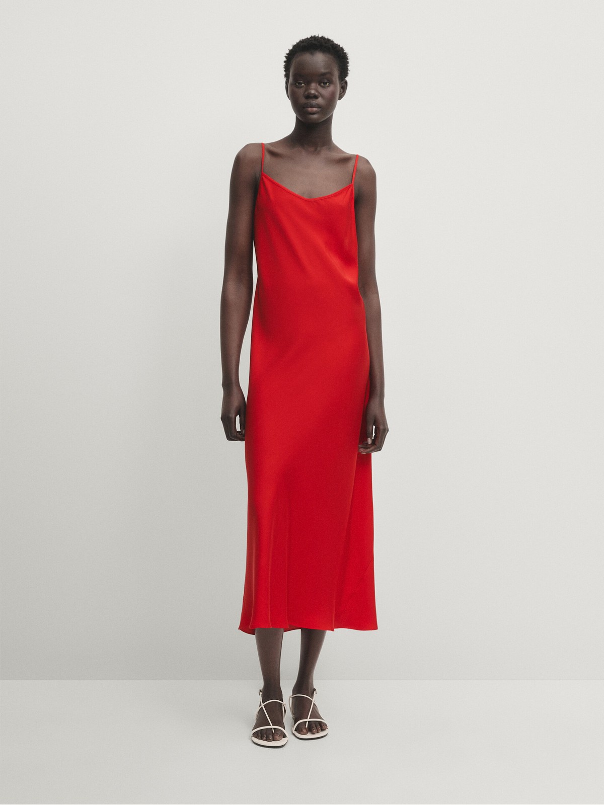 

Платье женское Massimo Dutti 6677/676-I2024 красное M, Красный, 6677/676-I2024