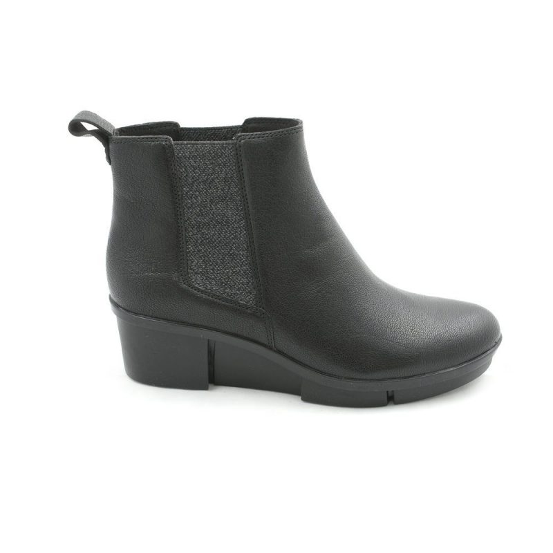 

Ботинки женские Clarks черные 36.5 EU, Черный, 26127428