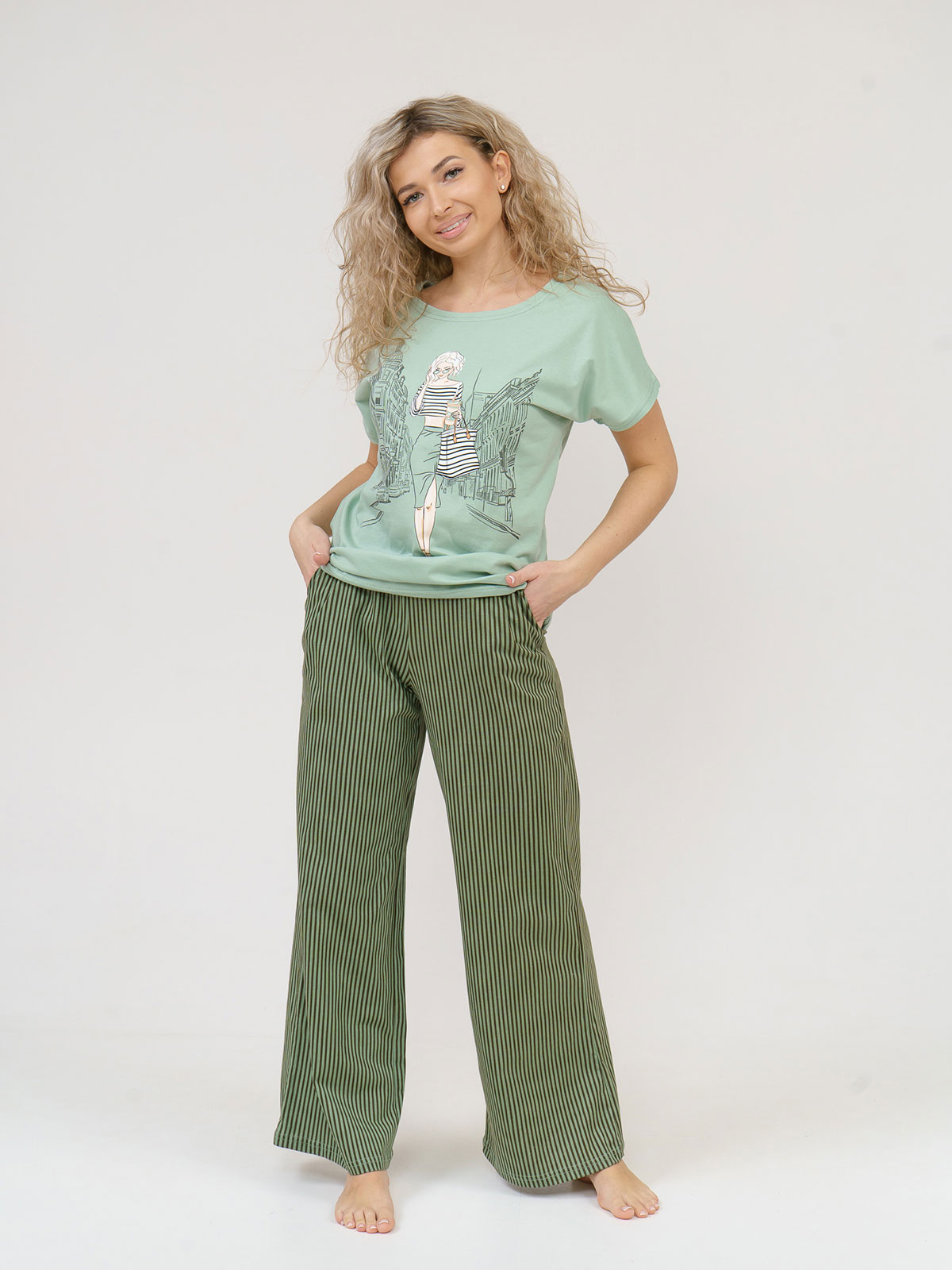 

Костюм женский НСД Трикотаж 16-0908 хаки 48 RU, 16-0908