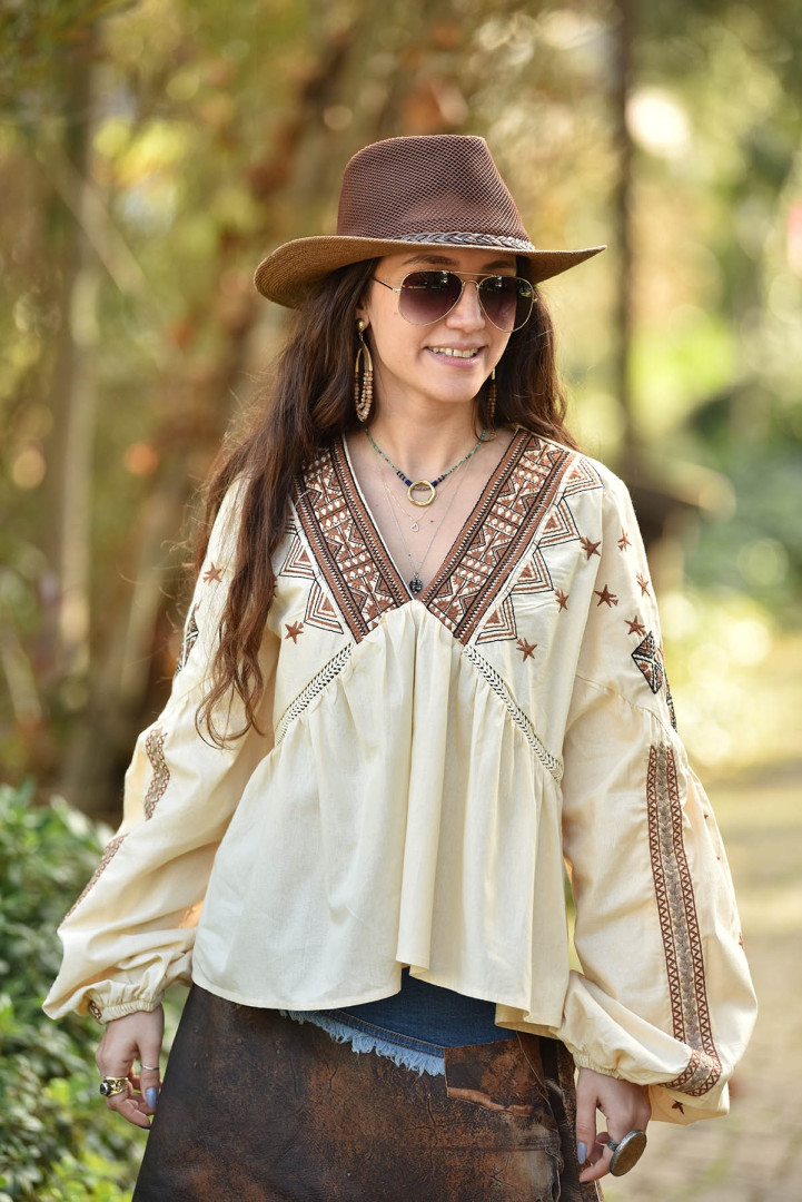 

Рубашка женская Saman Butik 9668 бежевая S (доставка из-за рубежа), 9668