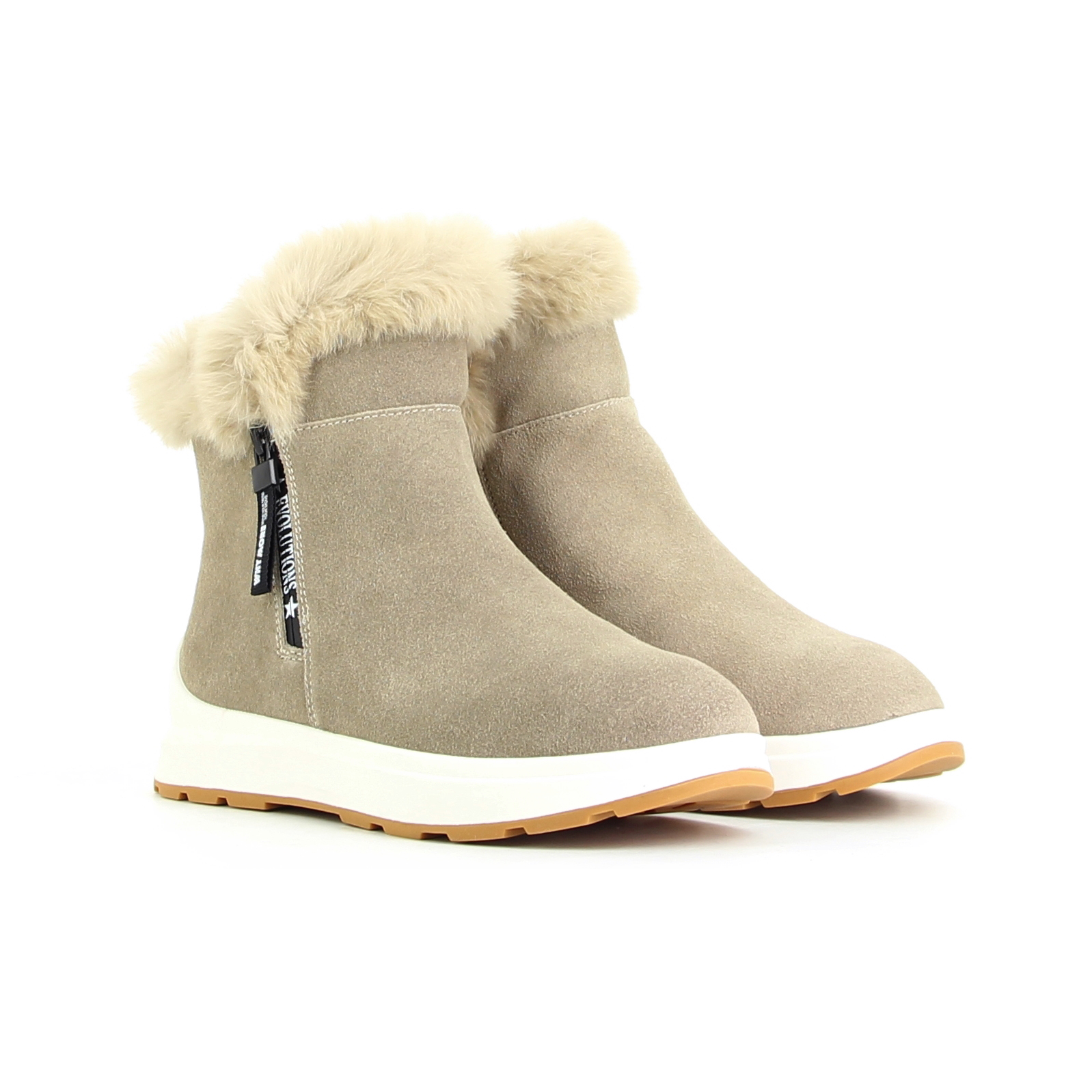 

Ботинки женские MADELLA XJR-23657-1 бежевые 39 RU, XJR-23657-1