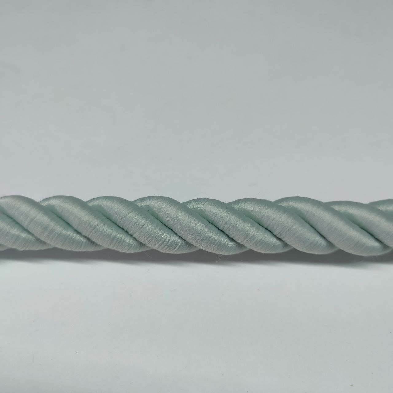 

Шнур декоративный idealtex Ш 12 7 0 длина 12 м диаметр 12 мм, Зеленый, 7.0
