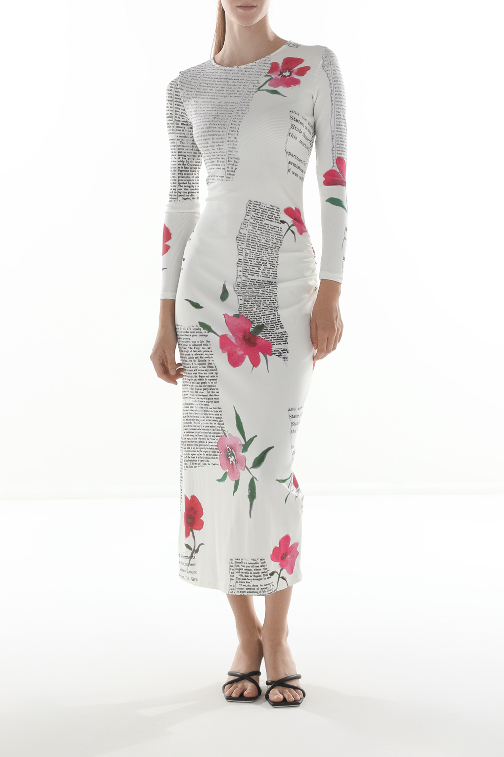 

Платье женское Desigual 24SWVK25 белое S, Белый, 24SWVK25