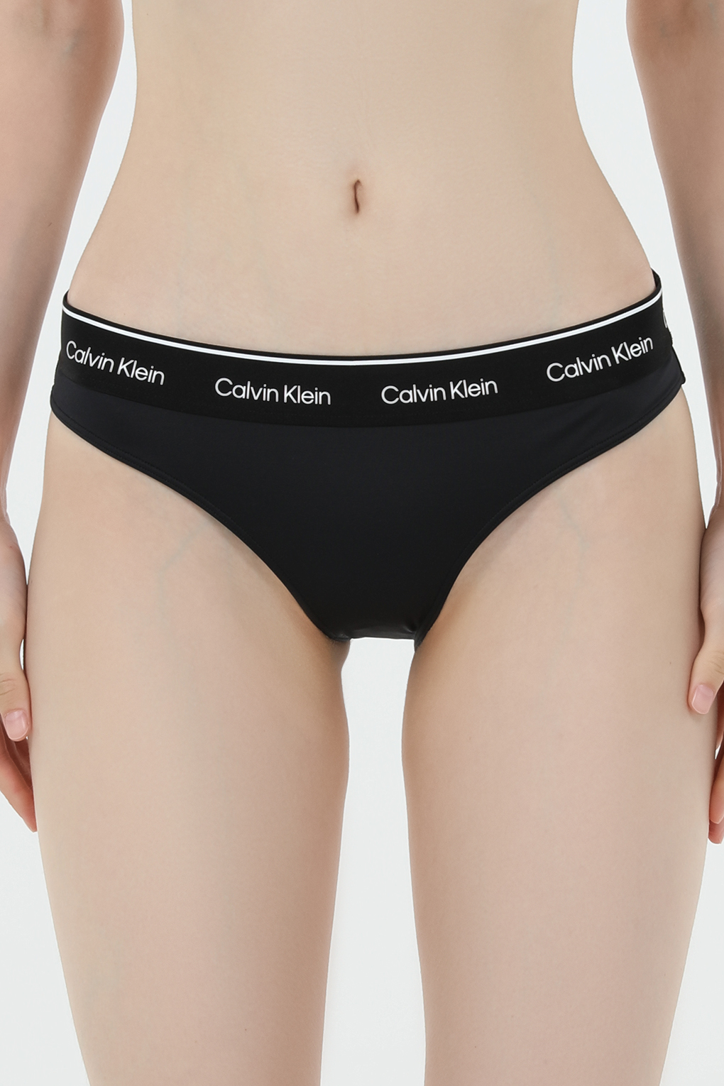 Трусы женские Calvin Klein KW0KW02428 черные L