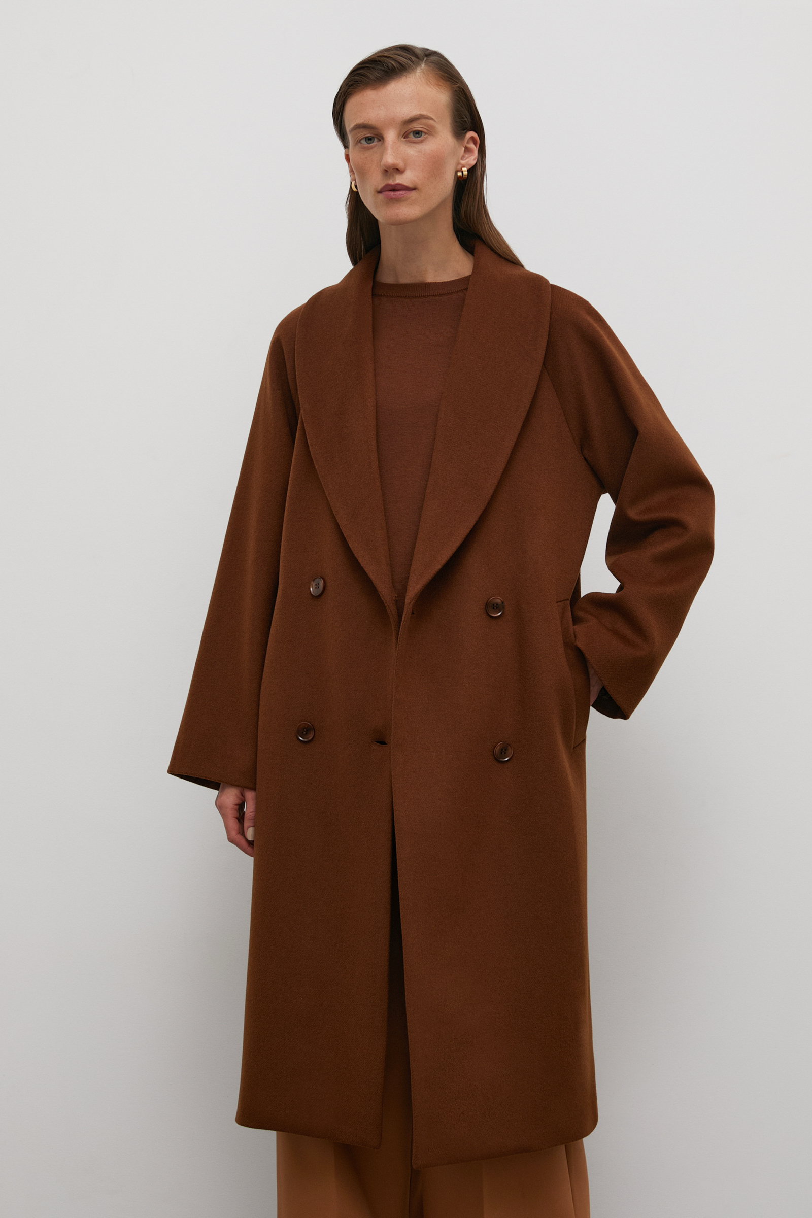 Пальто женское Finn Flare FAC51031-2 коричневое M