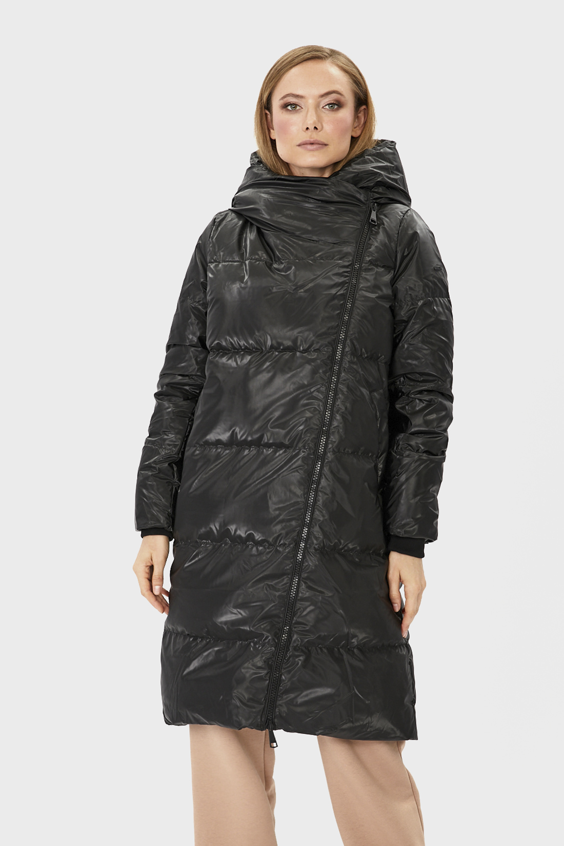 

Пуховик женский Baon B001809 черный XXL, B001809