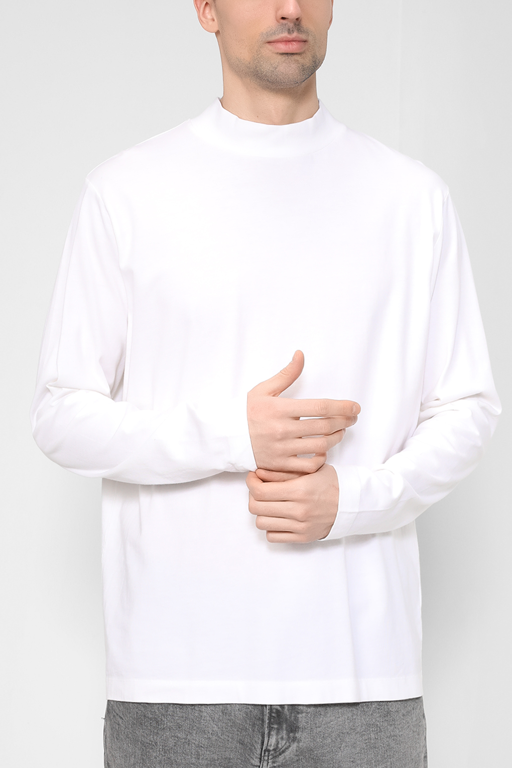 

Лонгслив мужской Esprit Casual 082EO2K305 белый XL, 082EO2K305