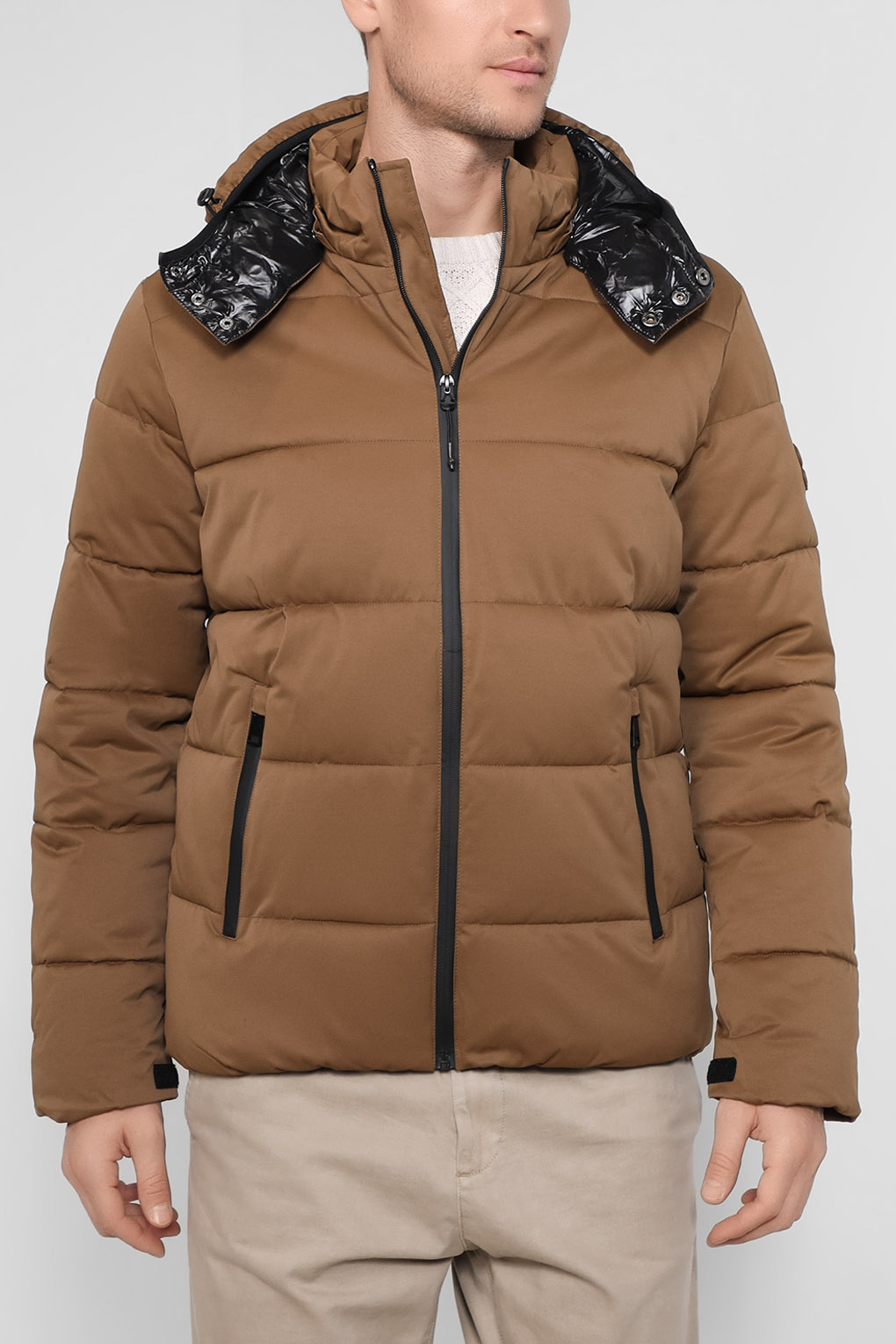 

Куртка мужская s.Oliver 130.12.208.16.150.2123264 коричневая S, Коричневый, 130.12.208.16.150.2123264