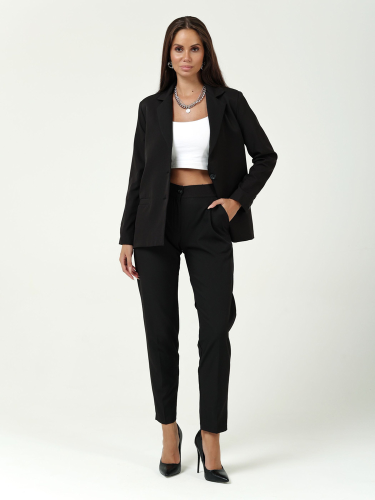 

Костюм женский DAZZLE STYLE Ника черный 46 RU, Ника