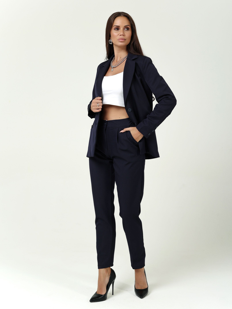 

Костюм женский DAZZLE STYLE Ника синий 46 RU, Ника