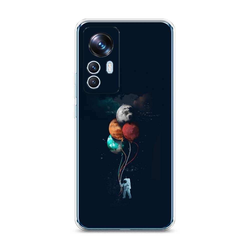 

Чехол на Xiaomi 12T "Космонавт с шариками", Разноцветный, 316650-4