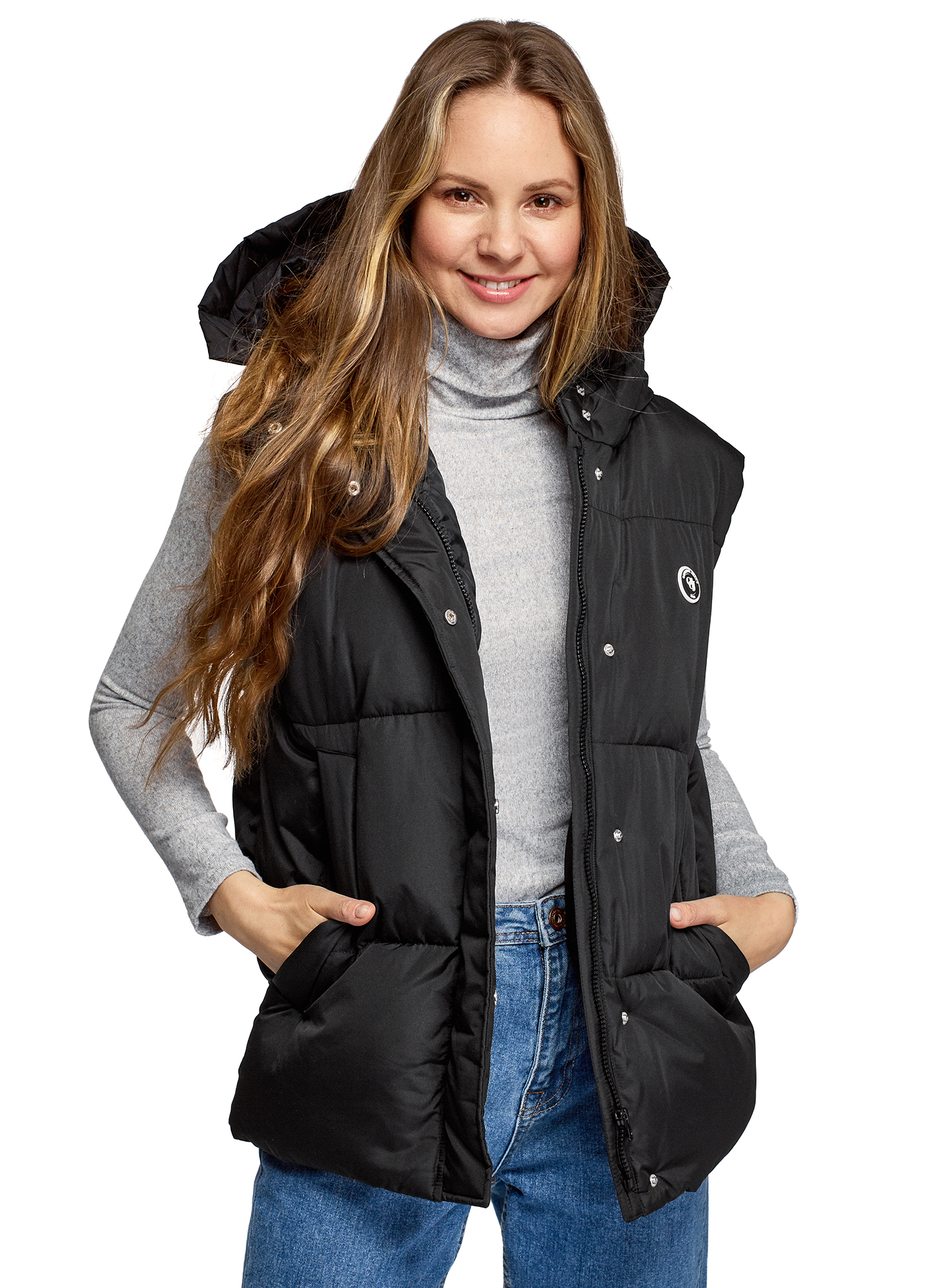 фото Утепленный жилет женский oodji 19400024 черный 40/170