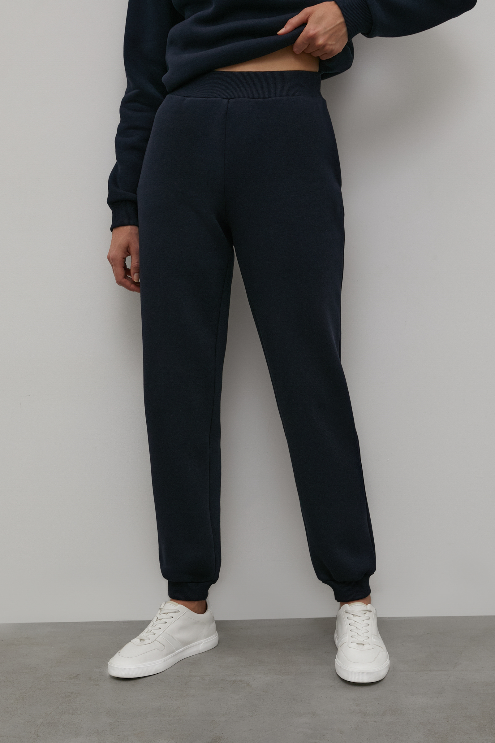 

Спортивные брюки женские Finn Flare FAC13019 синие 2XL, Синий, FAC13019